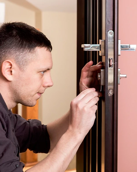 : Professional Locksmith For Commercial And Residential Locksmith Services in Adelanto, CA