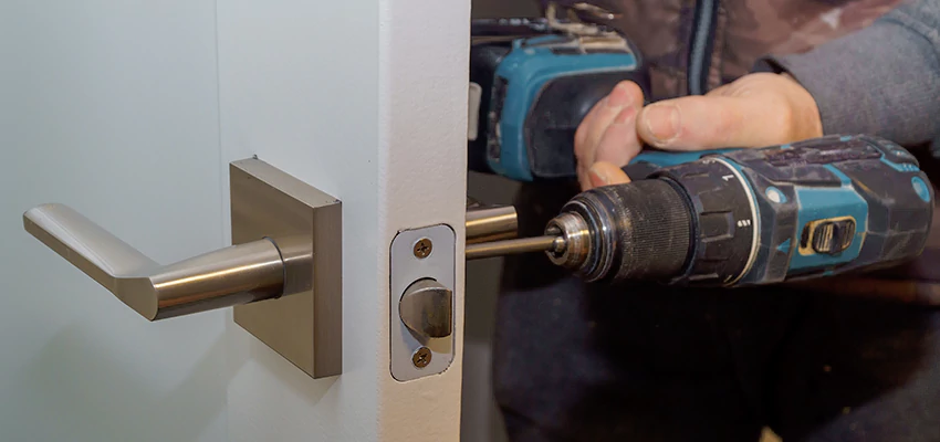 Broken Door Handle Lock Repair in Adelanto, California