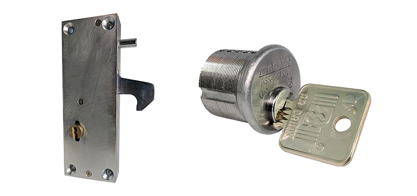 RR Fence Gates Brink Locks Repair in Adelanto, California