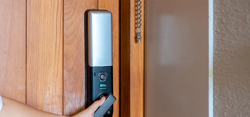 Home Security Electronic Locks Upgrades in Adelanto, CA